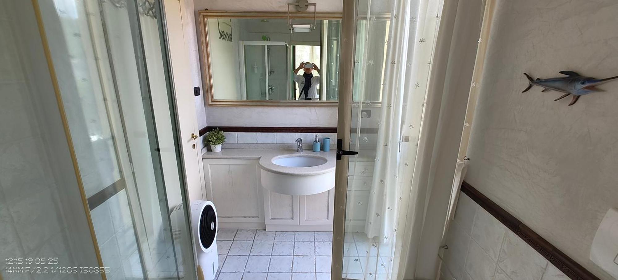 B&B Dolce Vista Al Lago Lugano Porto Ceresio Eksteriør bilde